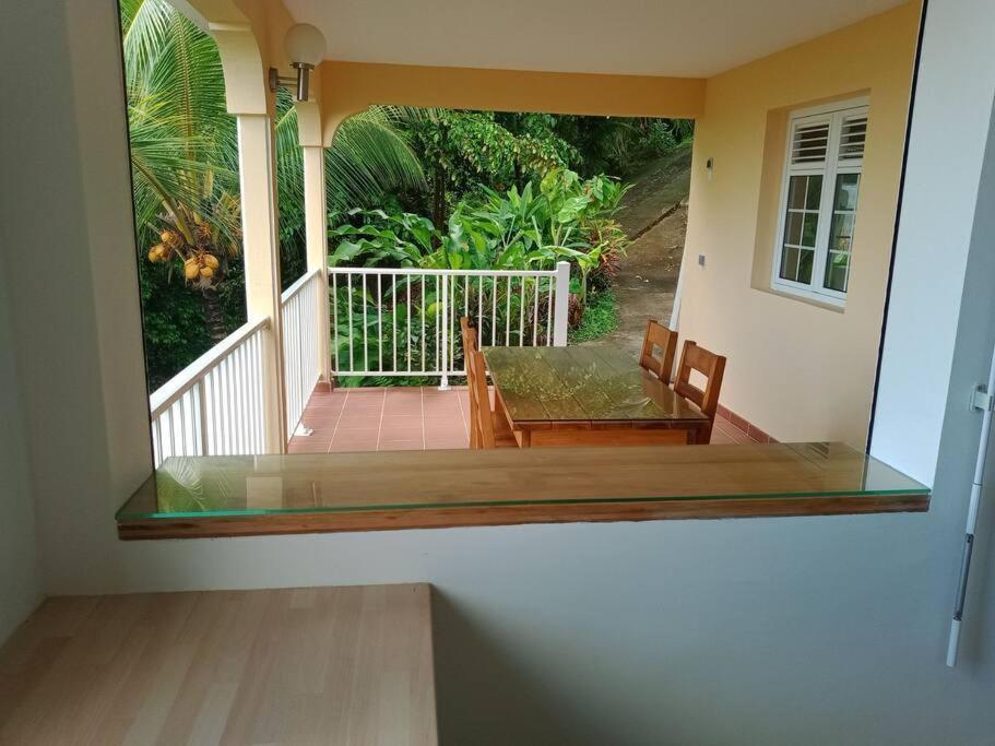 Martinique La Petite Maison Dans La Colline Ламантен Экстерьер фото